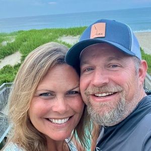 Meet your Posher, Dina